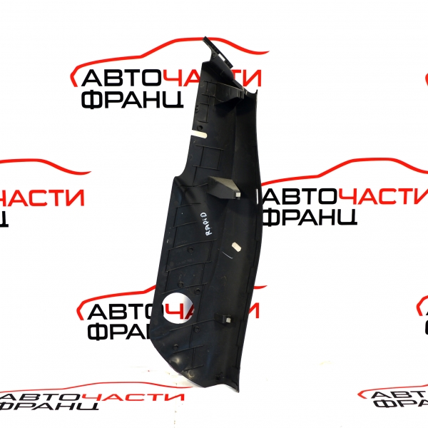 Задна дясна конзола седалка Skoda Rapid 1.6 TDI 105 конски сили 5JA867766A