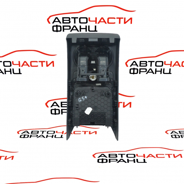 Духалки задни седалки VW Golf Plus 1.9 TDI 105 конски сили 5M0863289A