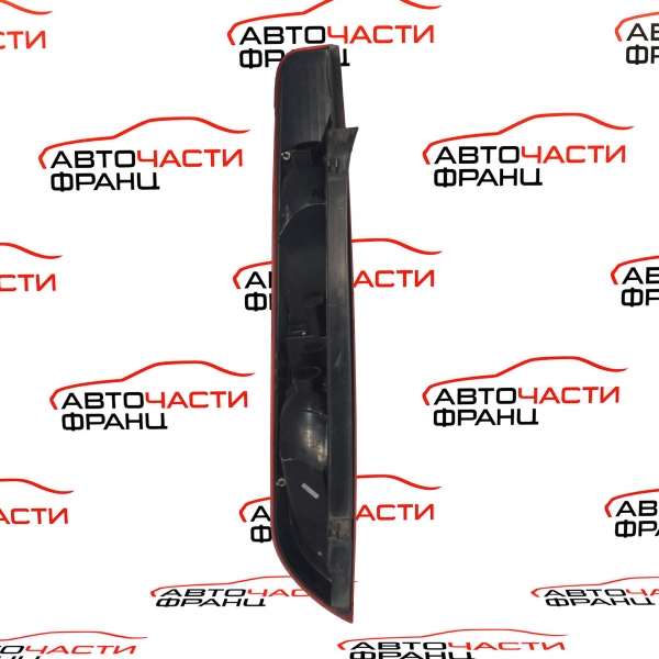 Десен стоп Ford Focus II 1.6 i 100 конски сили 8M51-13404-A след 2008г