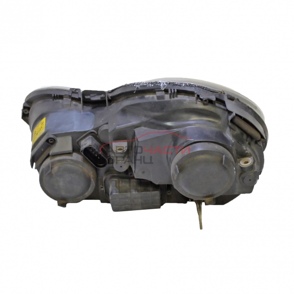 Десен фар VW Polo 1.4 16V 101 конски сили