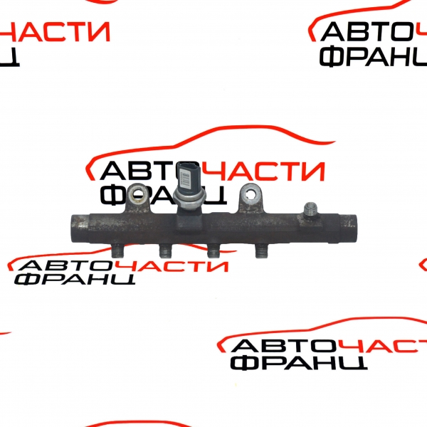 Горивна рейка Nissan Qashqai 1.5 DCI 106 конски сили 8200296867