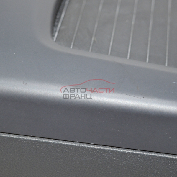 Централна конзола Peugeot 5008 1.6 HDI 112 конски сили