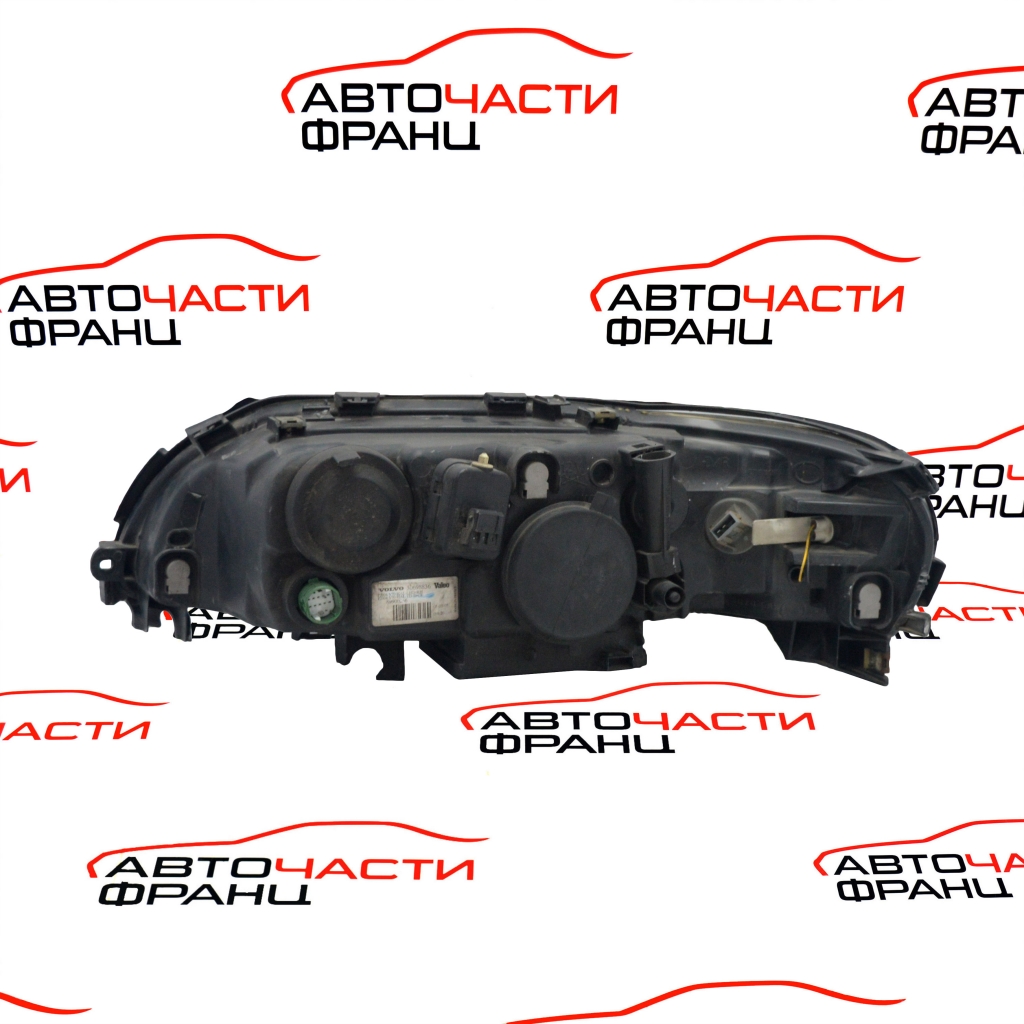 Десен фар Volvo V70 2.4 D5 185 конски сили 30698836