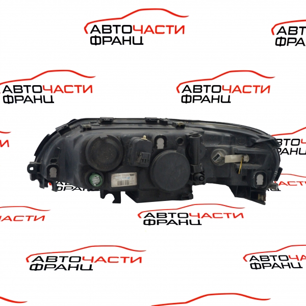 Десен фар Volvo V70 2.4 D5 185 конски сили 30698836