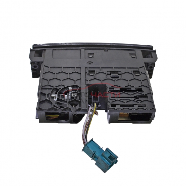 Пепелник Mercedes ML W164 3.0 CDI 224 конски сили A1648100030