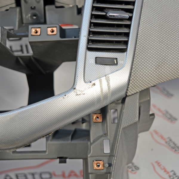 Арматурно табло Chevrolet Cruze 1.8 i 141 конски сили