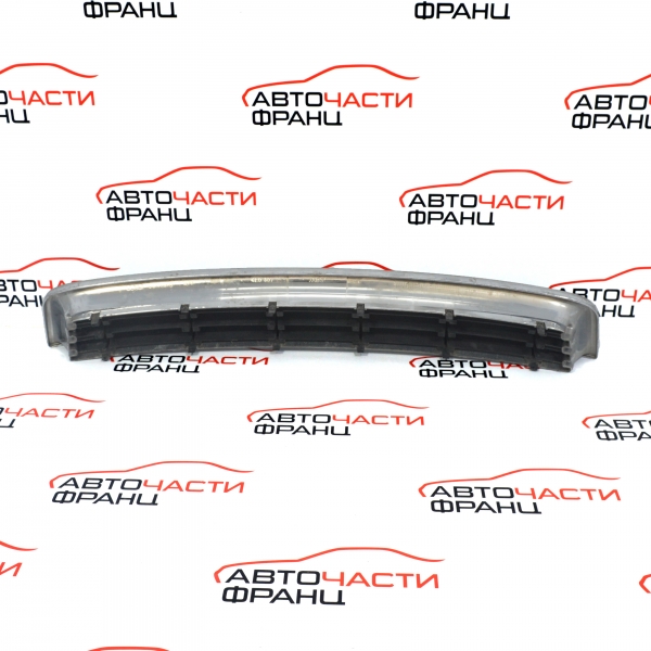 Долна решетка средна Audi A8 4.0 TDI 275 конски сили 4E0807953