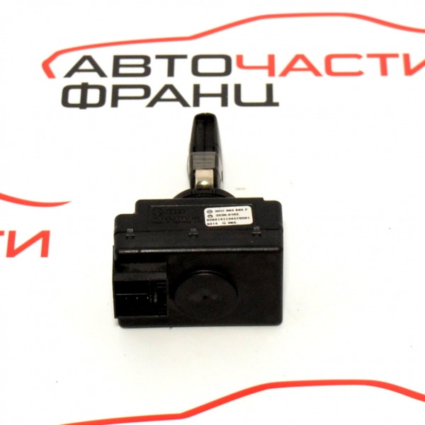 Контактен ключ Audi A8 4.2 i 335 конски сили 3D0905865F