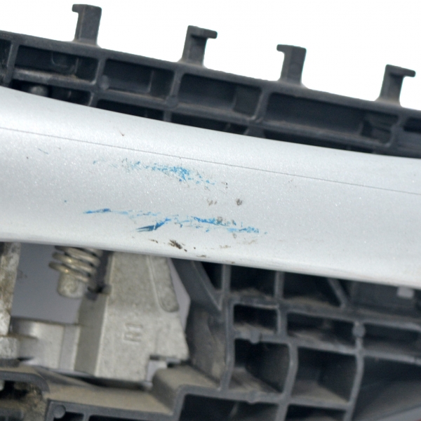 Предна дясна дръжка Mercedes A Class W169 2.0 CDI А1697600234