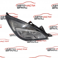 Десен фар Opel Meriva B 1.4i LPG 120 конски сили    13372320