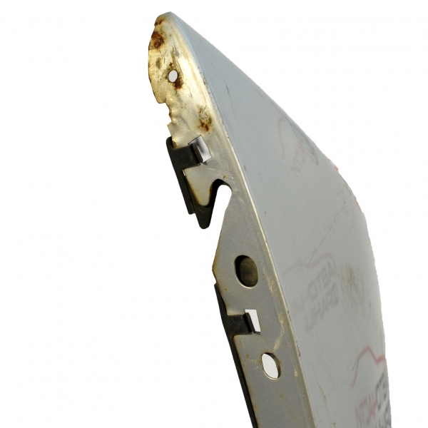 Преден ляв калник Mercedes C Class W203 2.2 CDI 150 конски сили