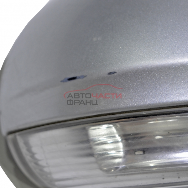 Дясно огледало VW Passat VI 2.0 TDI 140 конски сили