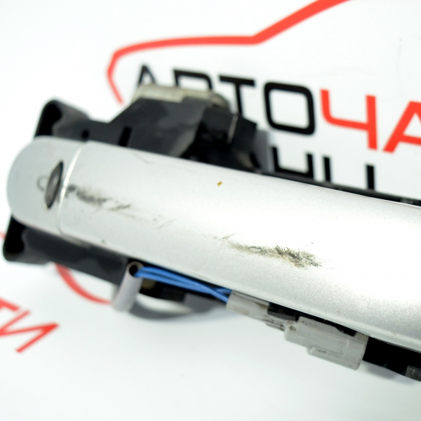 Предна дясна дръжка Nissan Note 1.5 DCI 90 конски сили