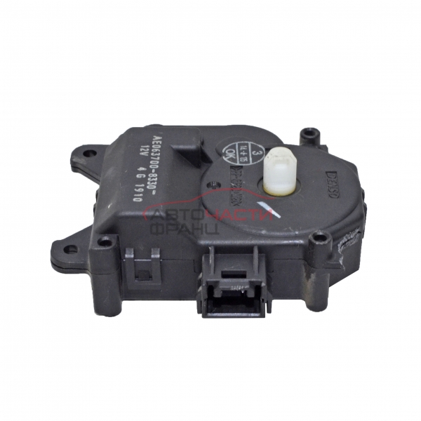 Моторче клапи климатик парно Toyota Rav 4 2.0 D-4D AE063700-8330