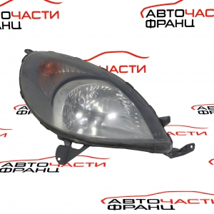 Десен фар механичен Toyota Yaris Verso 1.3 i 86 конски сили