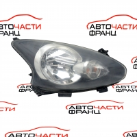 Десен фар Toyota  Aygo 1.0 i 68 конски сили 81130-0H011