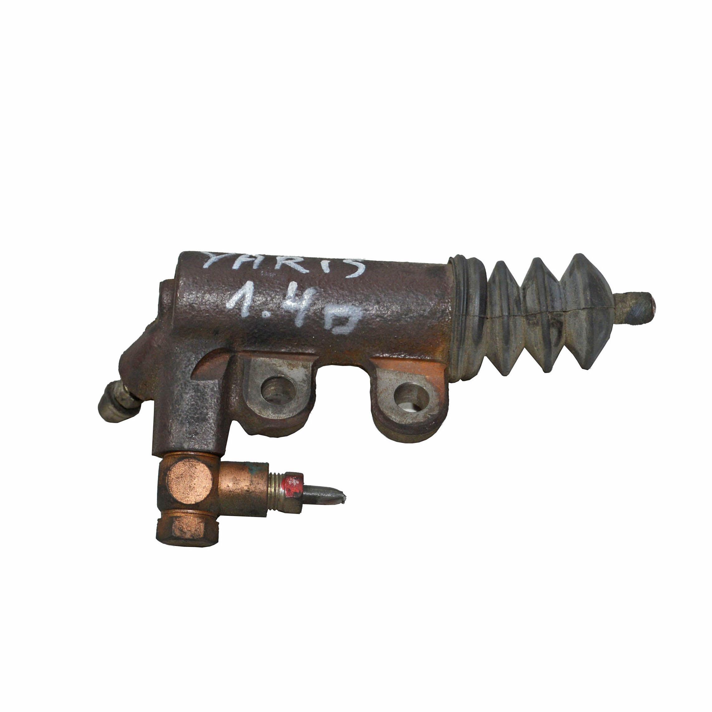 Долна помпа съединител Toyota Yaris 1.4 D-4D 75 конски сили