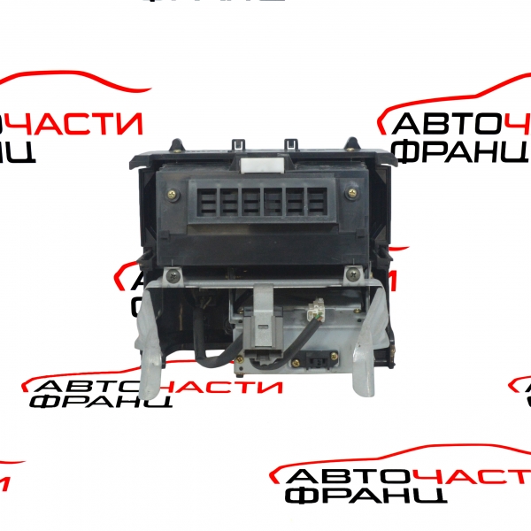 Конзола арматурно табло Nissan X-Trail 2.2 DCI 136 конски сили 68108-EQ400