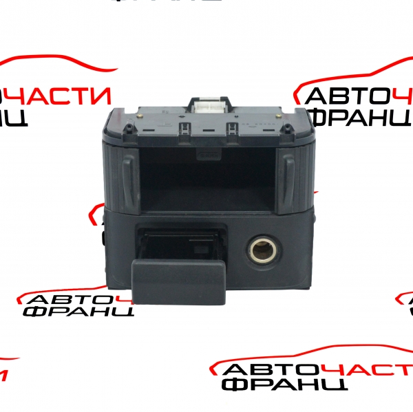 Конзола арматурно табло Nissan X-Trail 2.2 DCI 136 конски сили 68108-EQ400