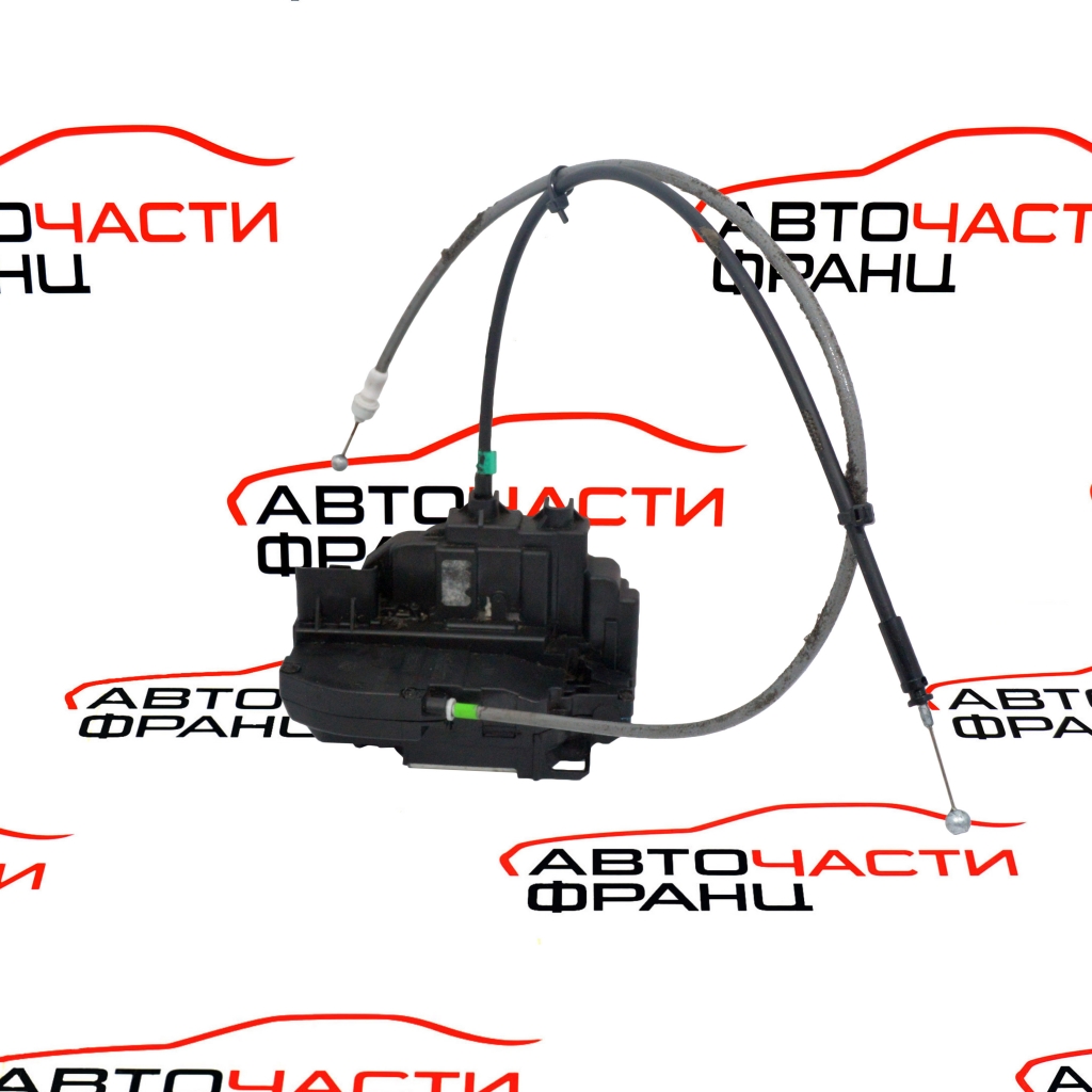 Задна лява брава Nissan Qashqai 1.5 DCI 106 конски сили 3 пина на буксата PBT30