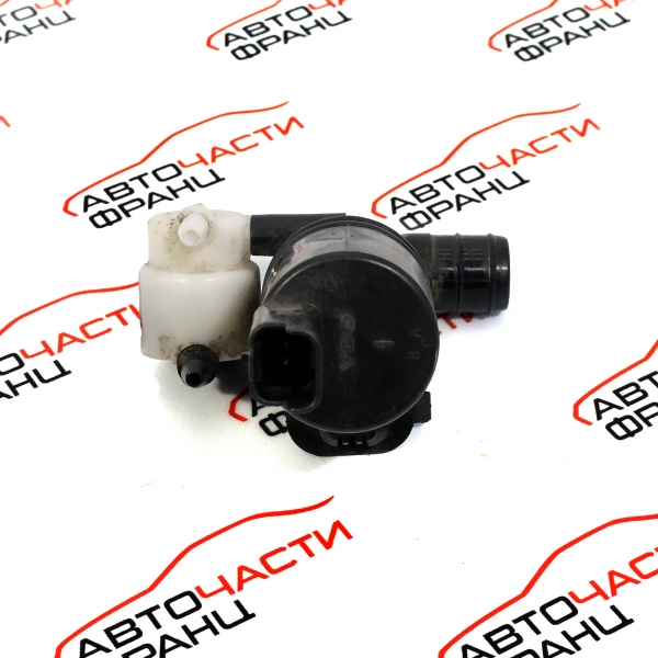 Помпичка чистачки Peugeot 3008 1.6 HDI 114 конски сили 9643447980