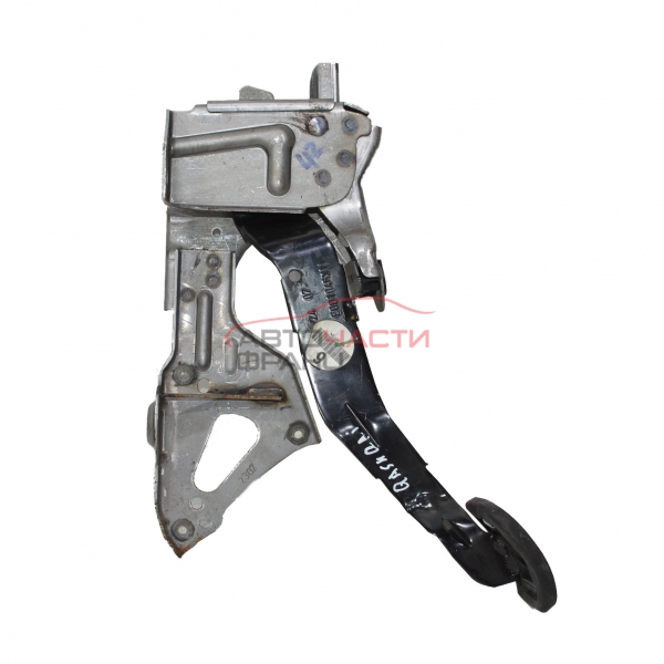 Педал спирачка Nissan Qashqai 2.0 i 141 конски сили E001046X11