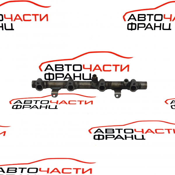 Лява горивна рейка Audi A8 4.2 FSI 350 конски сили 079133315E