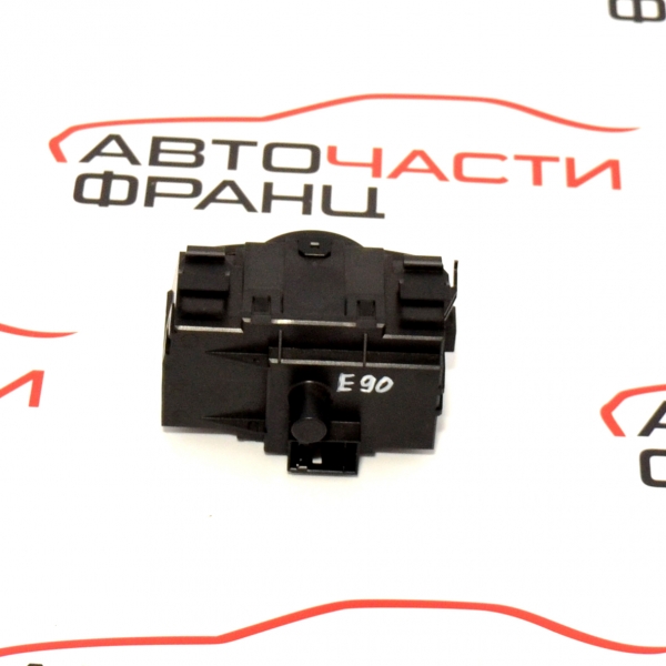 Ключ светлини BMW E90 2.0 D 177 конски сили 693279403