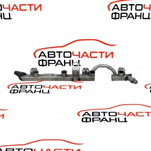 Горивна рейка VW Touran 1.4 TSI 140 конски сили.     03C133317A