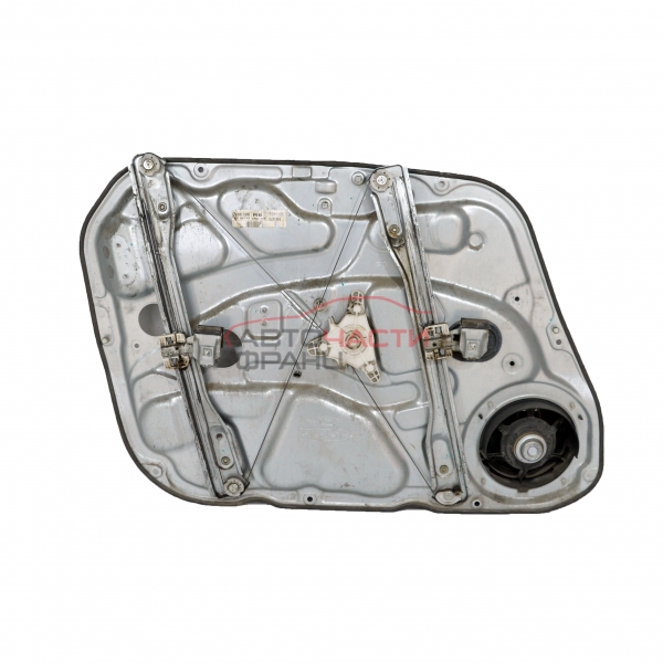 Преден десен стъклоповдигач Hyundai i30 1.4 i 105 конски сили 82480 2L060
