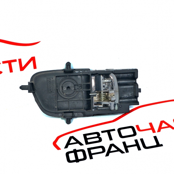 Предна лява дръжка Hyundai i20 1.4 i 101 конски сили 82610-1J000 2012г