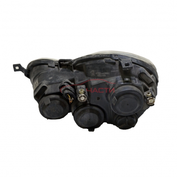 Десен фар VW Polo 1.4 16V 101 конски сили 6Q1941008AF