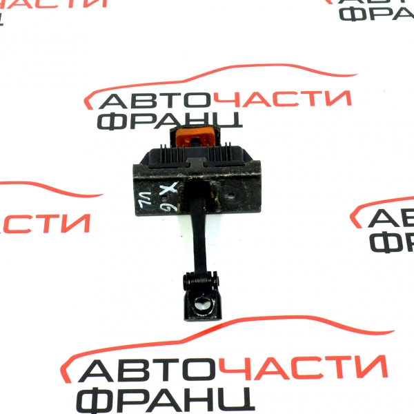 Обтегач предна лява врата BMW X6 E71 M 5.0 i 555 конски сили 7141024