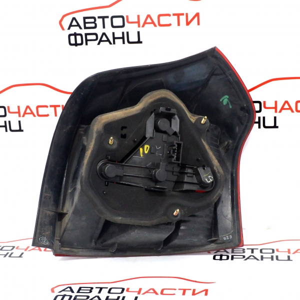 Ляв стоп Toyota Corolla 2.0 D4-D 90 конски сили