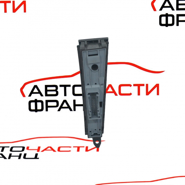 Бутон ръчна спирачка VW Passat VII 1.6 TDI 105 конски сили 3AB927137