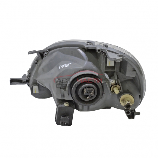 десен фар Toyota Yaris 1.4 D-4D 75 конски сили 08-212-11F5R