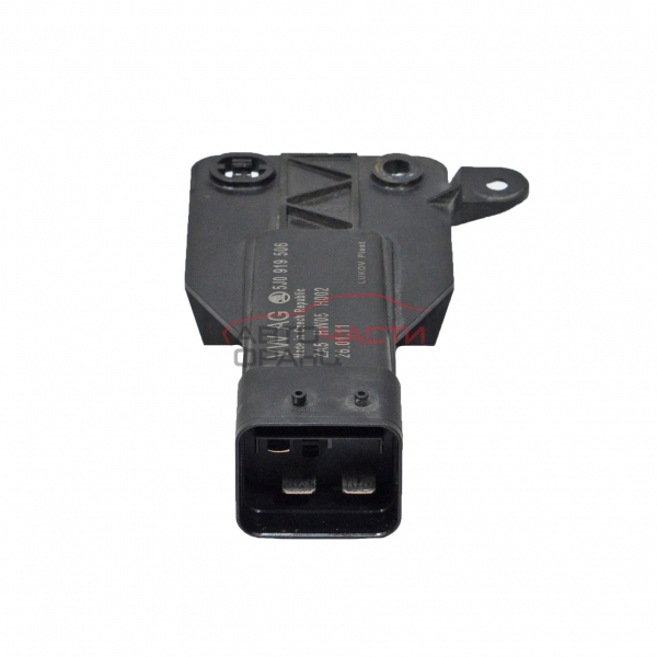 Реле перка воден радиатор Skoda Roomster 5J0919506 2010г