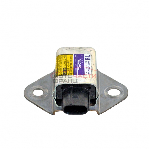 Заден ляв airbag сензор Toyota Land Cruiser 120 3.0 D-4D 173 конски сили 89833-60010