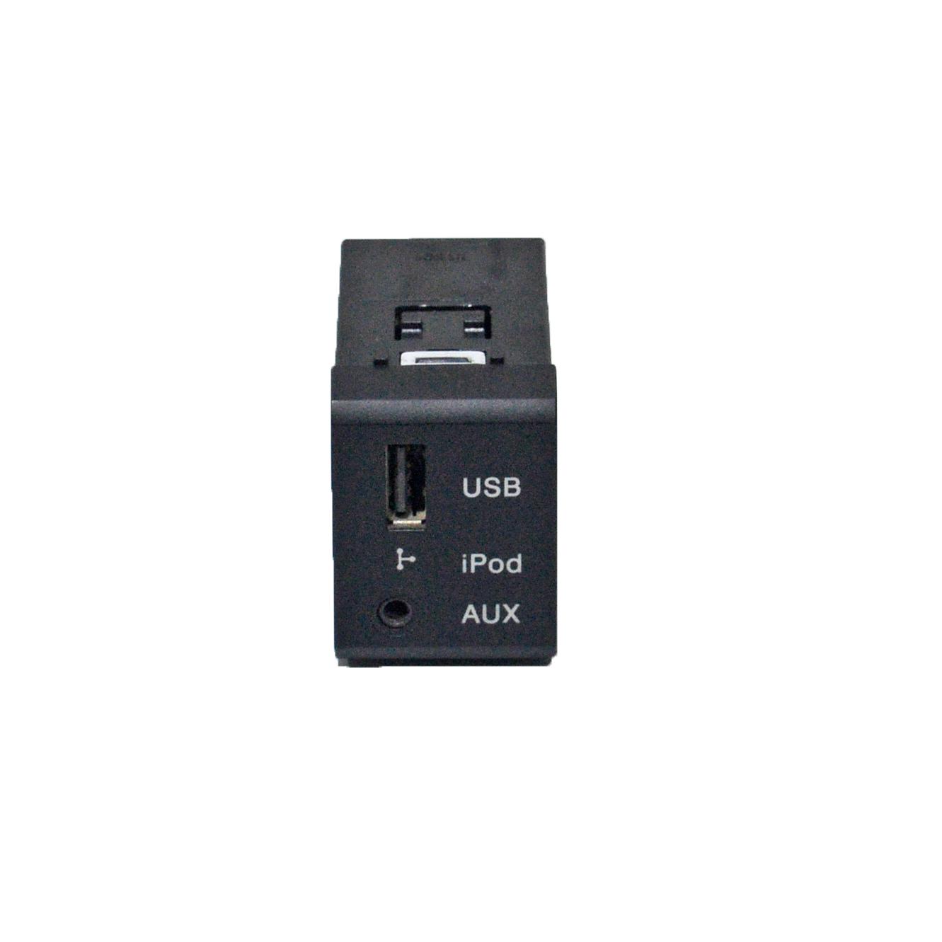 USB AUX порт Hyundai Santa Fe 2.2 CRDI 197 конски сили