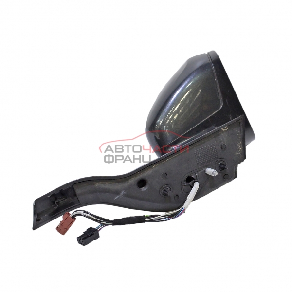 Дясно огледало Peugeot 208 1.4 HDI 68 конски сили