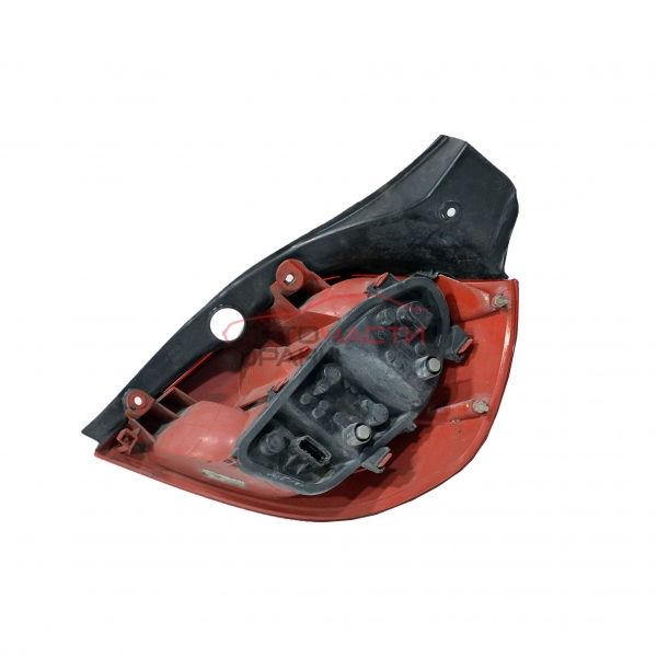 Ляв стоп Renault Clio III 1.2 16V 75 конски сили 89035079