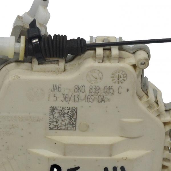 Задна лява брава Audi Q5 3.0 TDI 245 конски сили 8K0839015C 6 пина