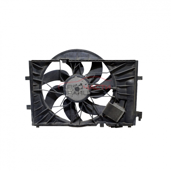 Перка охлаждане воден радиатор Mercedes C class W203 2.7 CDI 170 конски сили A2035000293KZ