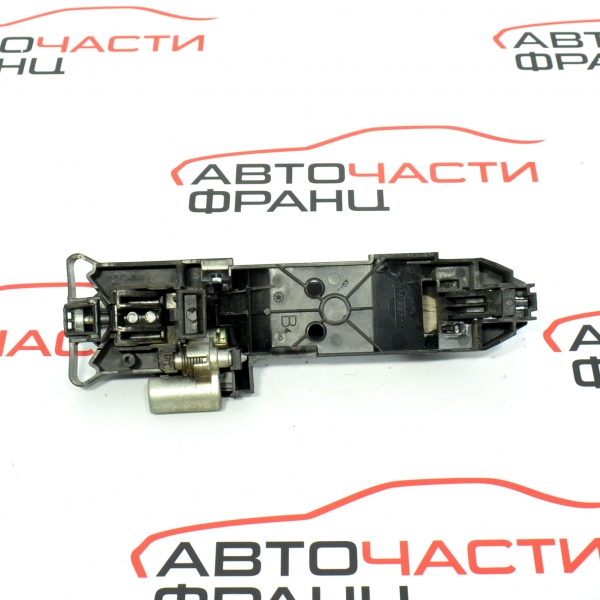 Предна дясна дръжка Nissan Note 1.5 DCI 90 конски сили