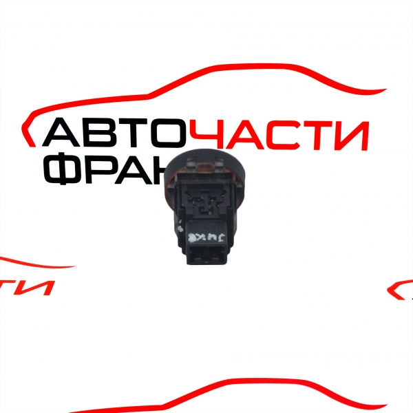 Бутон аварийни светлини Nissan Juke 1.5 DCI 110 конски сили