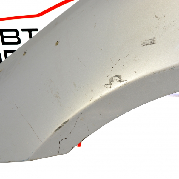 Преден ляв калник BMW E90 2.0 D 163 конски сили