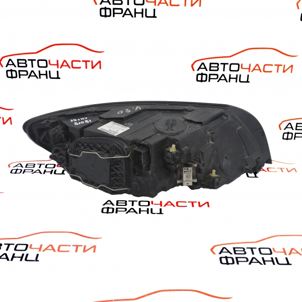 Ляв фар Volvo V50 2.0 бензин 146 конски сили 30763033 след 2007г
