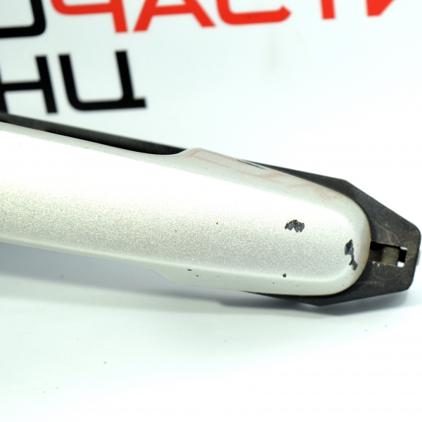 Задна лява дръжка Toyota Corolla Verso 2.0 D-4D 90 конски сили