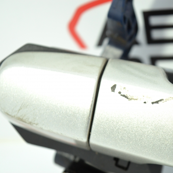 Задна лява дръжка Toyota Corolla Verso 2.0 D-4D 90 конски сили