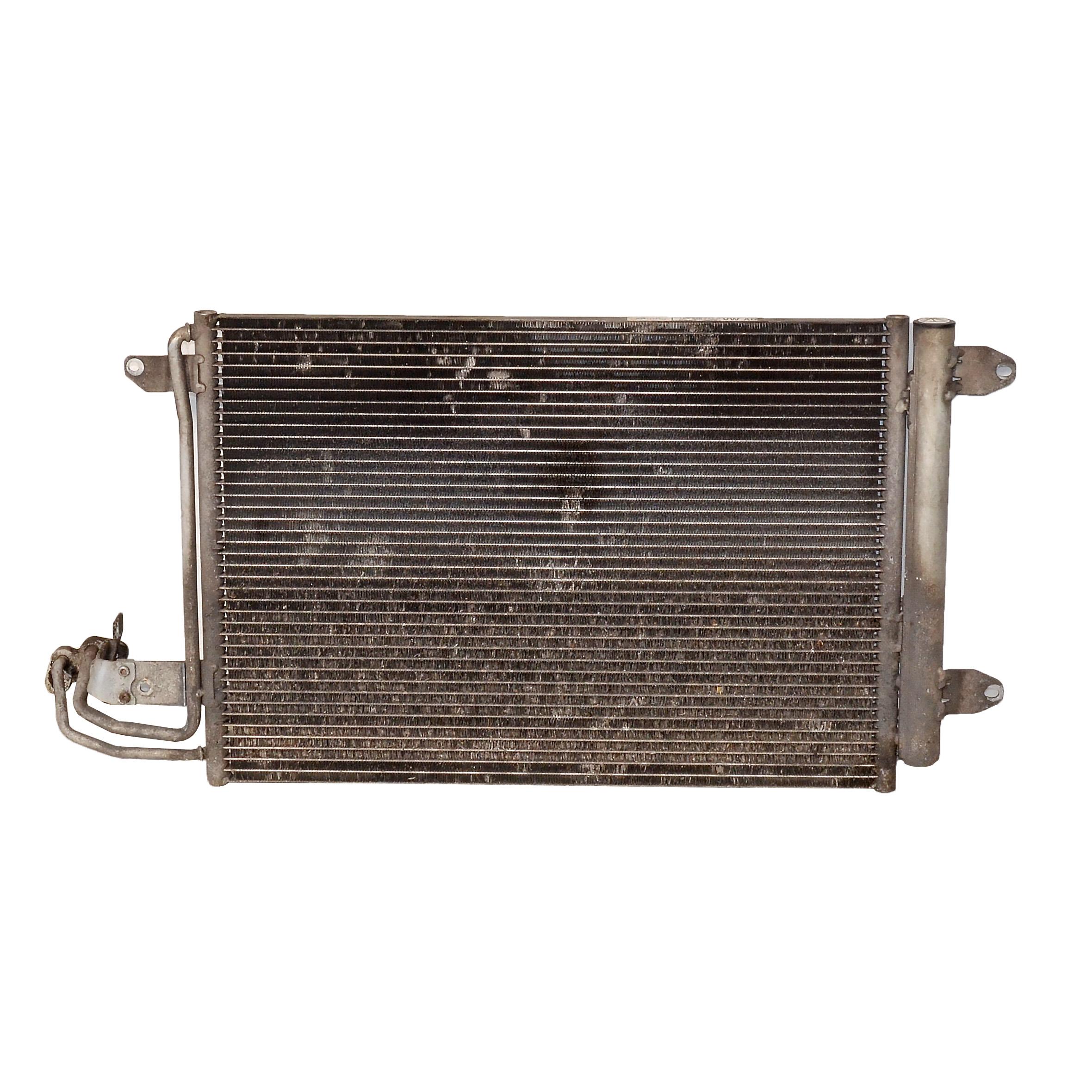 Климатичен радиатор VW Golf 6 1.6 TDI 105 конски сили 1K0820411N